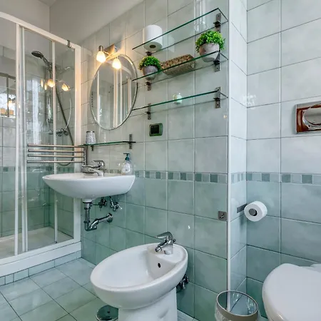 Apartment Honey Terminal